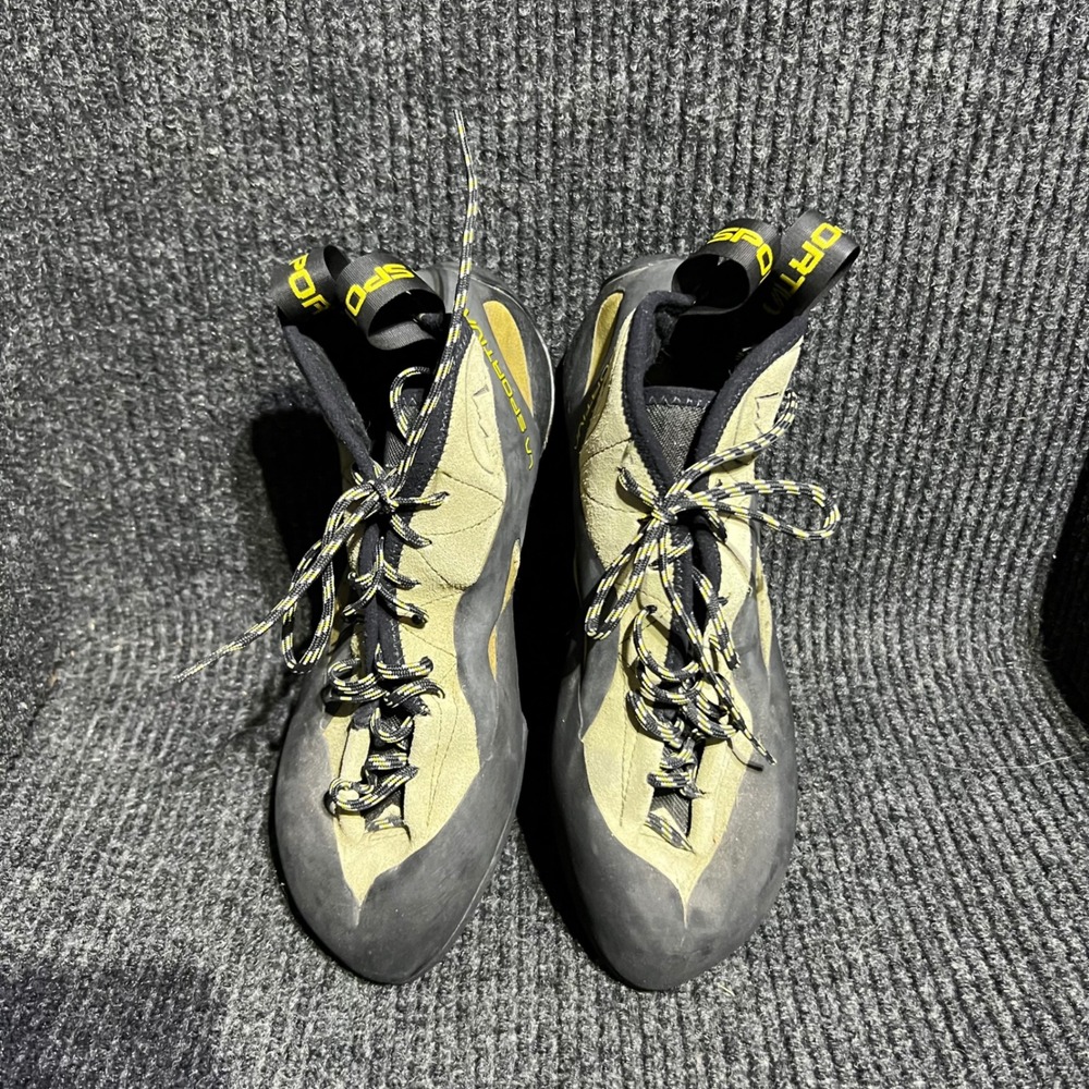 La Sportiva TC Pro Climbing Shoes Men 9 Women 10 Green Lace Up Vibram XS Edge